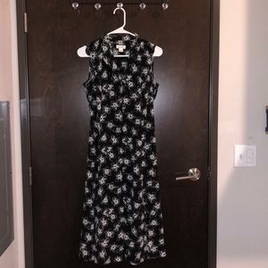 Flower printed black and white dress